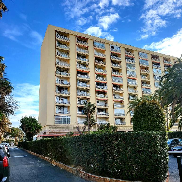 Apartamento Torre de la Roca Actual - Apartamento de 1 dormitorio - 38