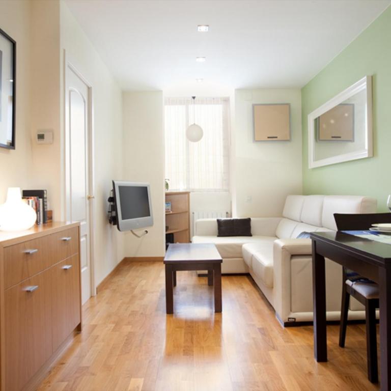 rentBCN Gracia Jardinets - Apartamento de 2 dormitorios - 14
