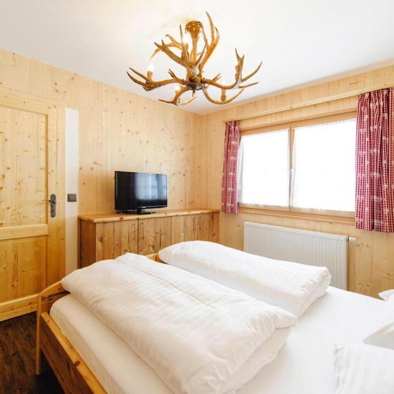 Chalet in Gaal by Ski Slopes & Bathing Pond - Chalet - 15