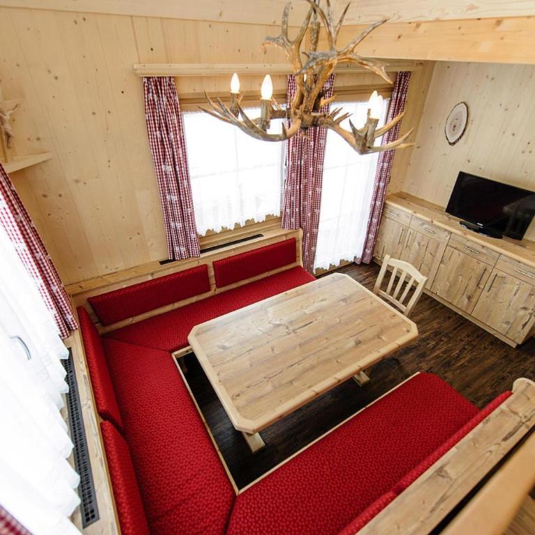 Chalet in Gaal by Ski Slopes & Bathing Pond - Chalet - 4