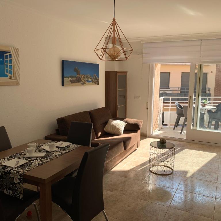 Acogedor Apartamento En Roses - 50m Playa - WIFI - Aire Acondicionado - One-Bedroom Apartment - 4