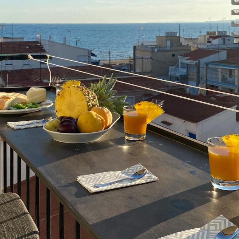 Cozy Apartment In Santa Pola With Wifi - Apartamento de 3 dormitorios - 5
