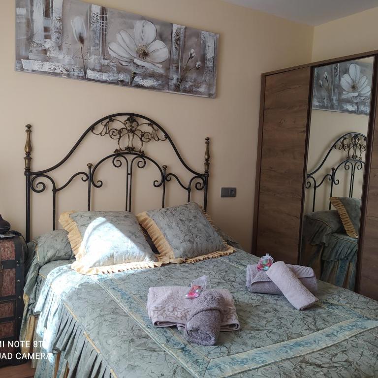 Gonzalo de Berceo 15 " CALIDAD-SOBRIO" AND " FREE PRIVATE PARKING " - Apartamento de 3 dormitorios - 30