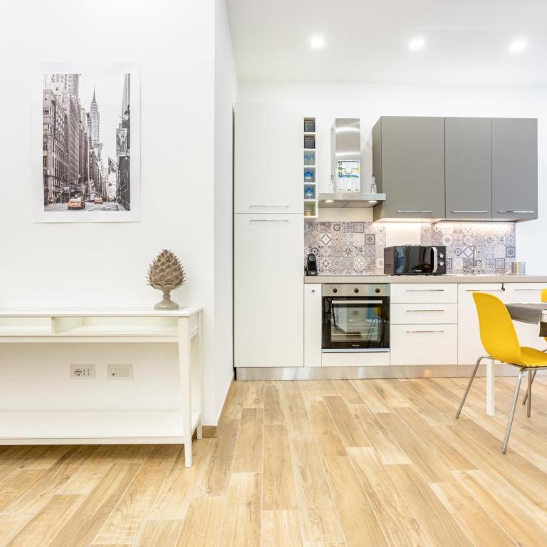 GuestHost - Vomero Deluxe Apartments - Appartamento con 2 Camere da Letto - 6