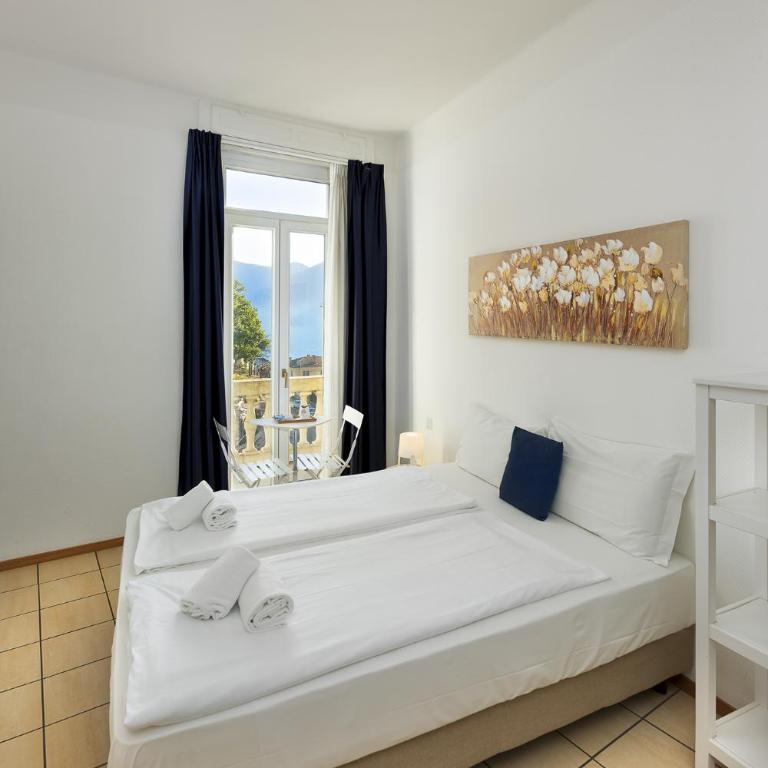 GuestHouse Lugano Center by LR - Camera Matrimoniale/Doppia con Letti Singoli con Balcone - 3