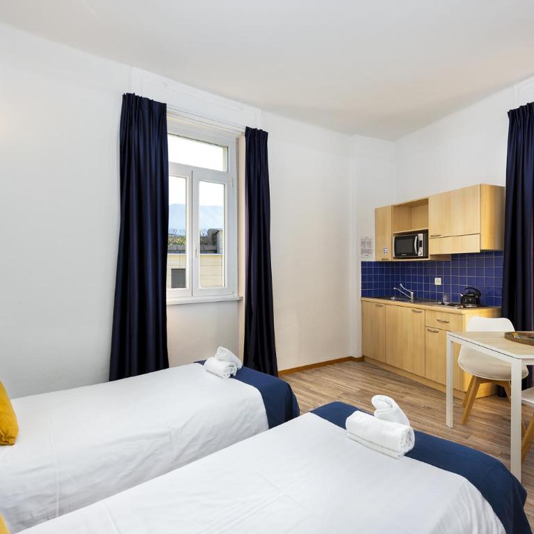 GuestHouse Lugano Center by LR - Camera Matrimoniale/Doppia con Letti Singoli - 6