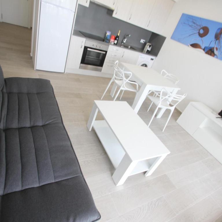 For a Stay Roesmar - One-Bedroom Apartment - 8