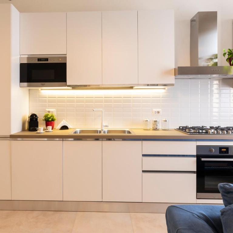 BICOCCA HOME - 2 Bedrooms - Appartamento con 2 Camere da Letto - 4