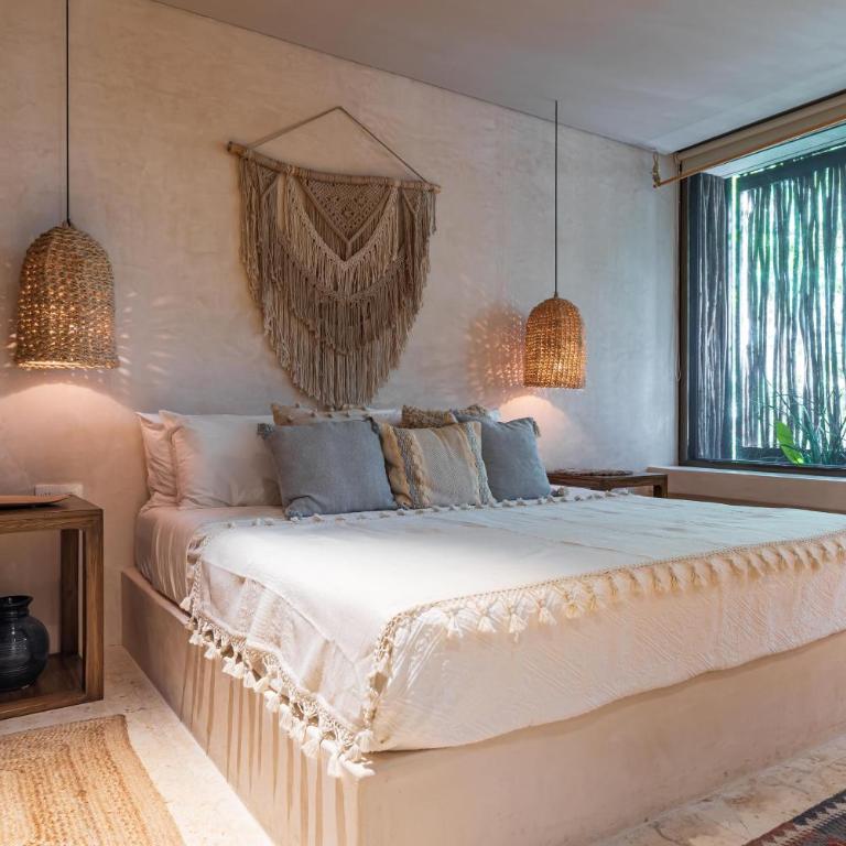 3 Bed Apartment Sleeps 6 - Private Pool & Hot Tub - Apartamento - 19