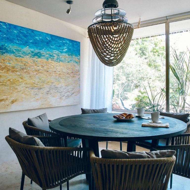 3 Bed Apartment Sleeps 6 - Private Pool & Hot Tub - Apartamento - 12