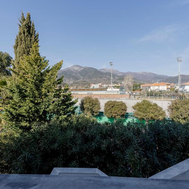 Loano Apartment Pool & Garden - Appartamento su 2 Livelli - 4