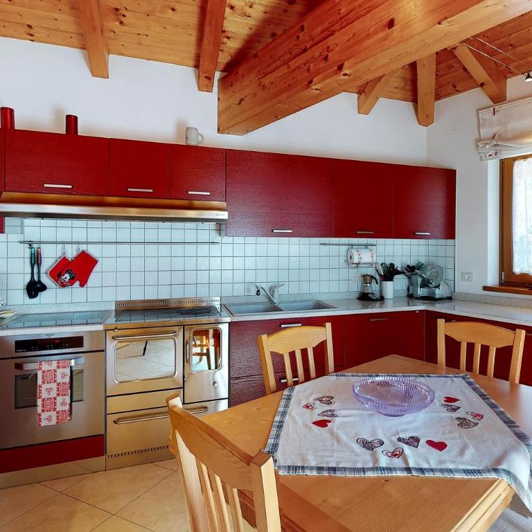 Mansarda con giardino Val di Sole Trentino - Appartamento con 1 Camera da Letto - 2