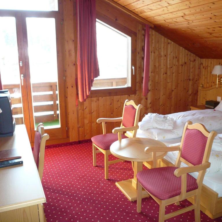 Hotel Cresta - Doppelzimmer mit Balkon - 1