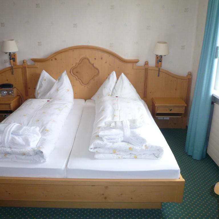 Hotel Cresta - Doppelzimmer mit Balkon - 2