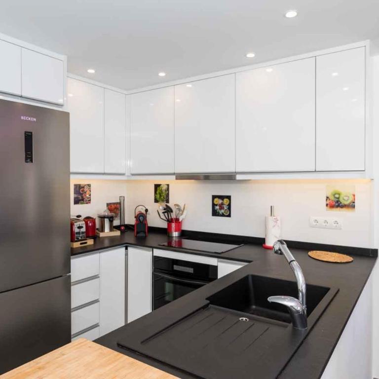 HigueronRentals La Orilla - Two-Bedroom Apartment - 6