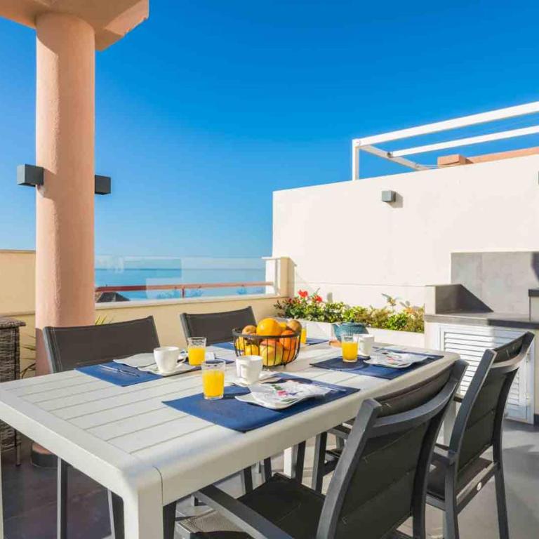 HigueronRentals La Orilla - Two-Bedroom Apartment - 18