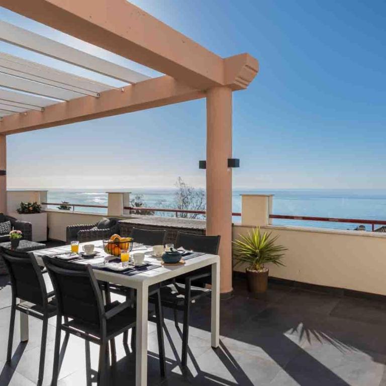 HigueronRentals La Orilla - Two-Bedroom Apartment - 1