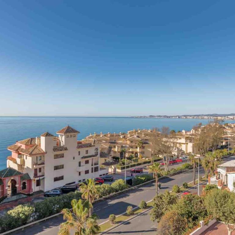 HigueronRentals La Orilla - Two-Bedroom Apartment - 24