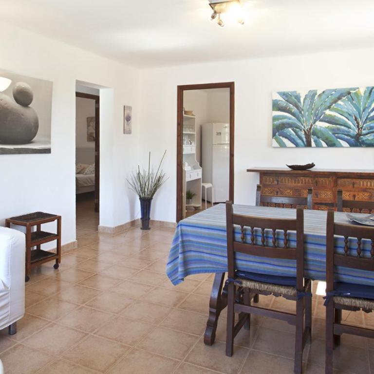Can Seguinot - Three-Bedroom Villa - 6