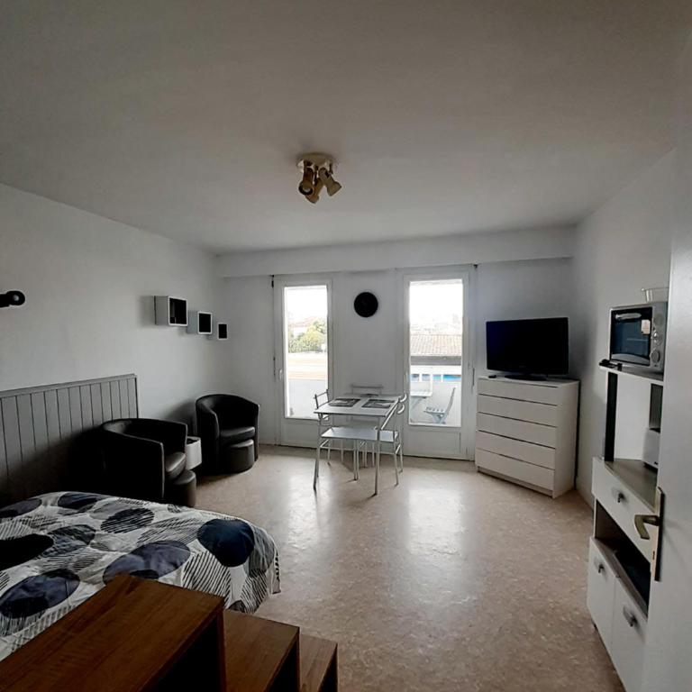 Dax à pied! T1 2 étoiles centre ville balcon - Appartement 1 Chambre - 1