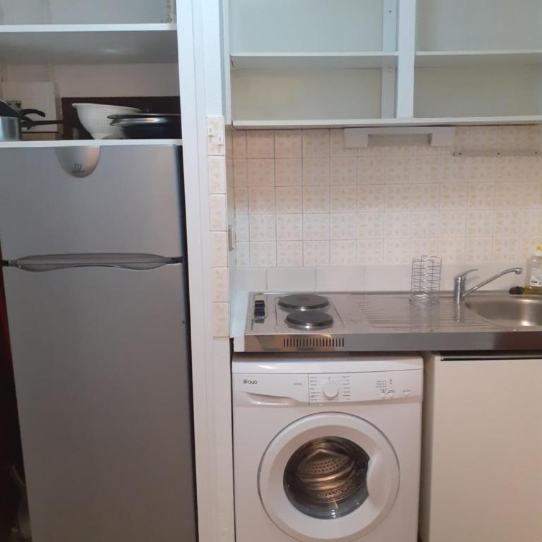 Dax à pied! T1 2 étoiles centre ville balcon - Appartement 1 Chambre - 7