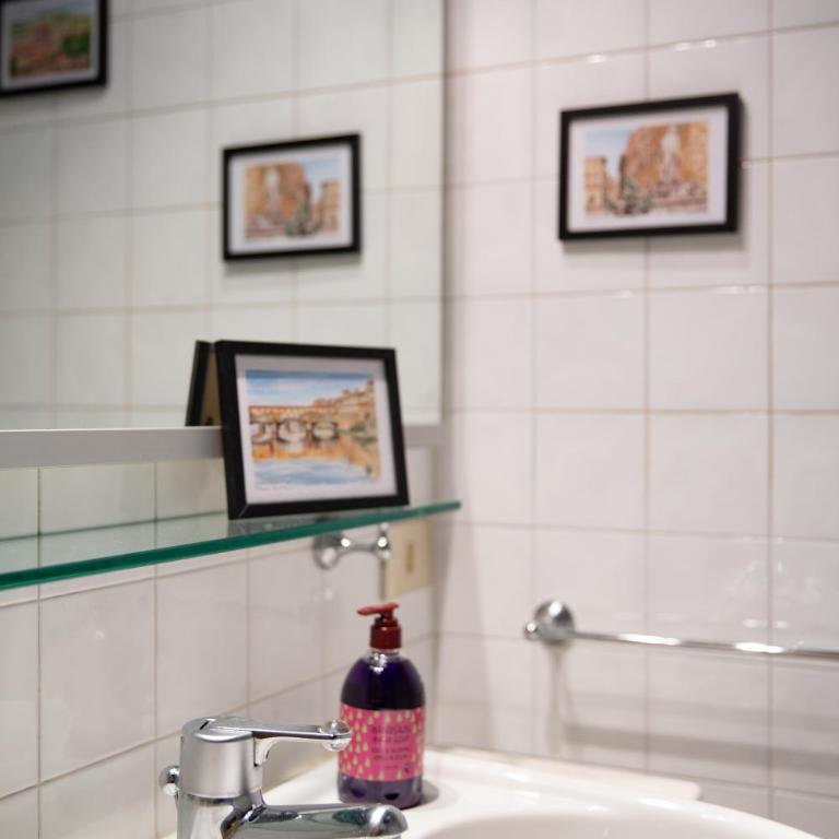Modern Studio Apartment In Front Of Ponte Vecchio - Appartamento con 1 Camera da Letto - 13