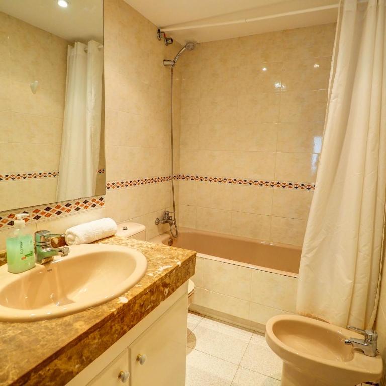 Apartamento Burdeos by Hello Homes Sitges - Apartamento de 3 dormitorios - 18