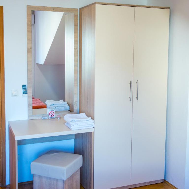 Mila Apartments - Two-Bedroom Apartment - 35