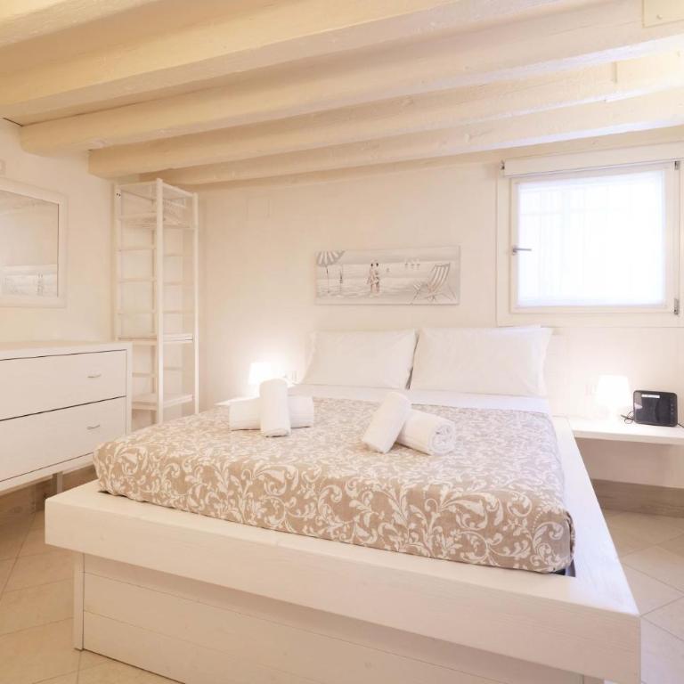 Residenza 3B - Appartamento con 1 Camera da Letto - 3