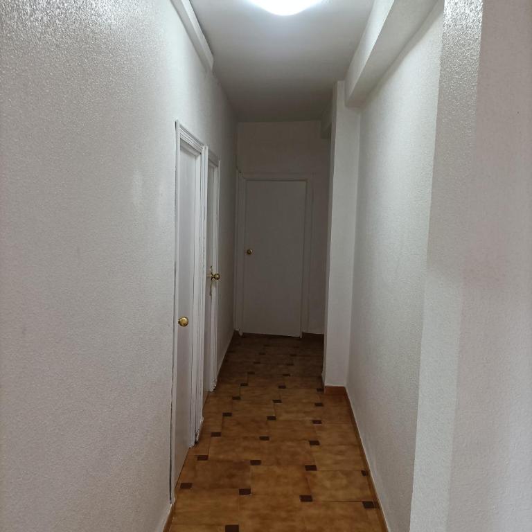 Apartamentos San Antón 2 - Apartamento de 3 dormitorios - 10