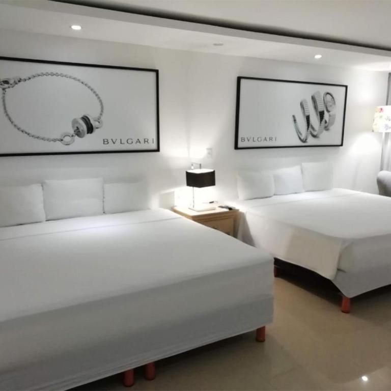 Essenzia de Cancun - Deluxe Double Room with Two Double Beds - 1