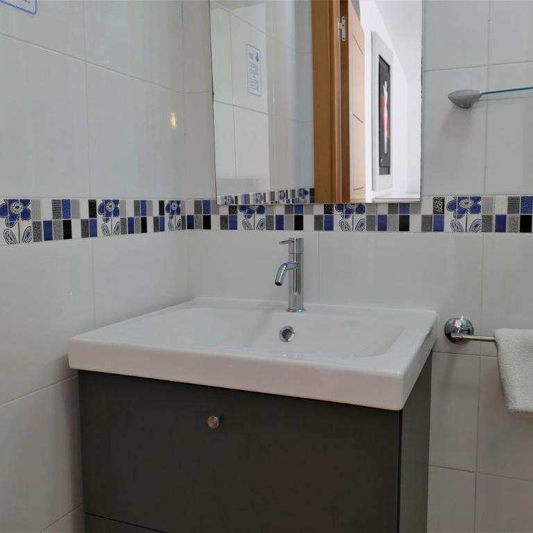 El Descanso - by Costadelsolholiday FAMILY VILLA BY MARINA heated private pool! - Villa - 53