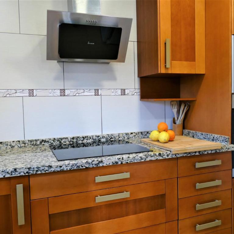 El Descanso - by Costadelsolholiday FAMILY VILLA BY MARINA heated private pool! - Villa - 80