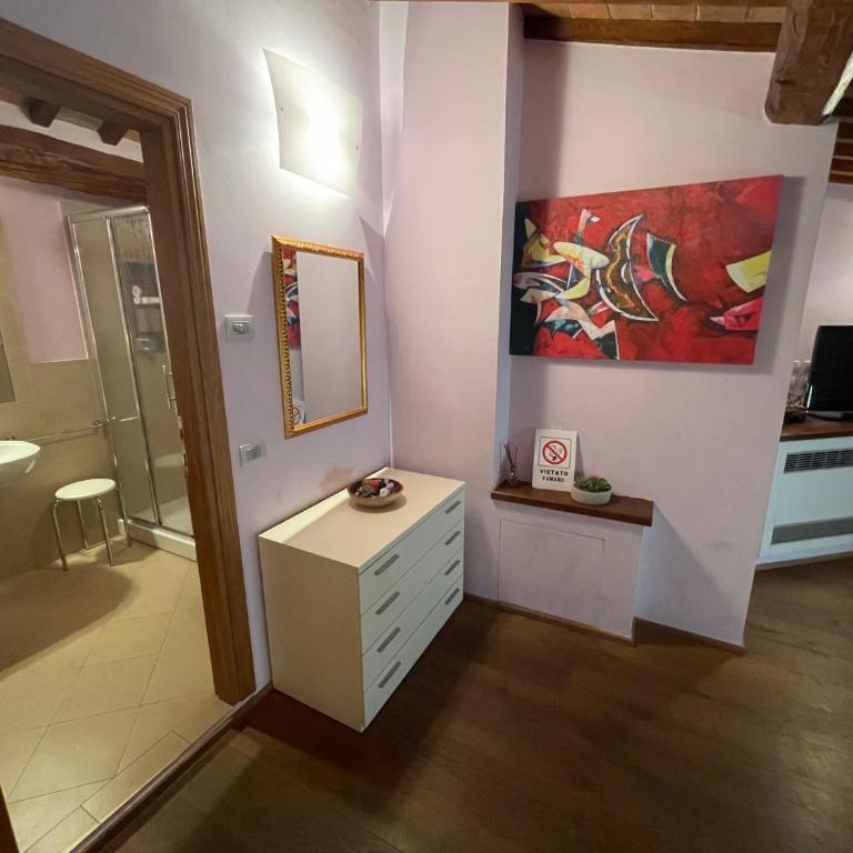 Dimora Del Corso Di Montepulciano - Camera Matrimoniale con Bagno Privato - 14