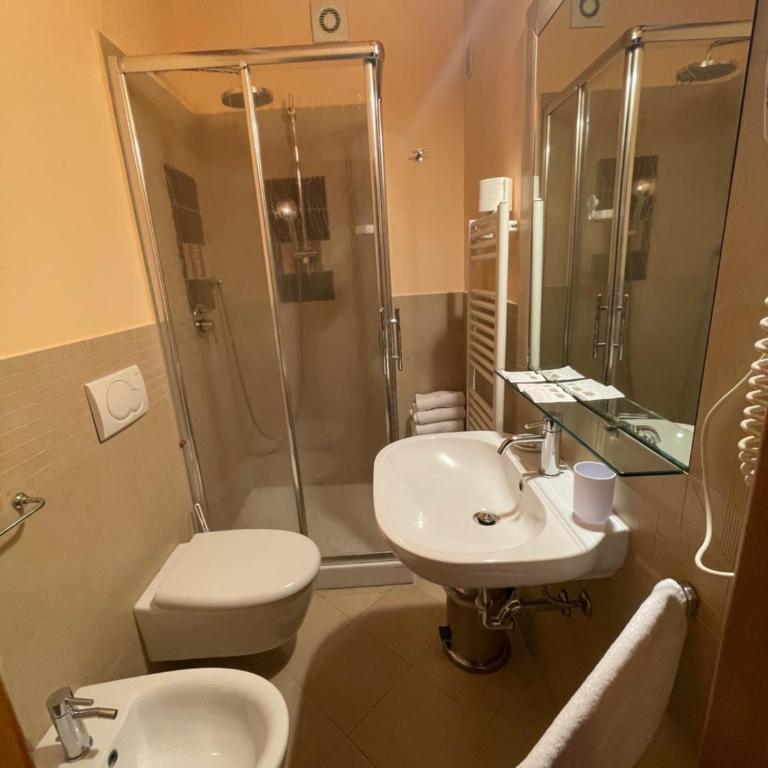 Dimora Del Corso Di Montepulciano - Camera Matrimoniale con Bagno Privato - 11