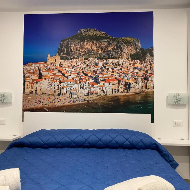 IN CENTRO ROOMS Vicino Cefalù SELF-CHEK-IN - Triple Room with Private Bathroom - 2