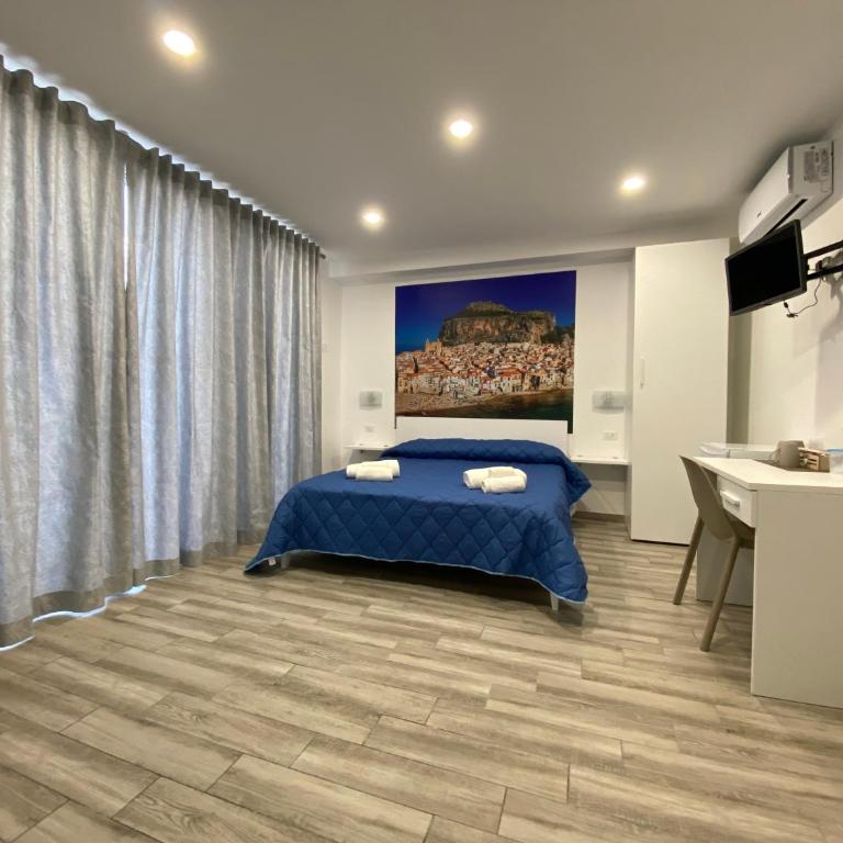 IN CENTRO ROOMS Vicino Cefalù SELF-CHEK-IN - Triple Room with Private Bathroom - 7