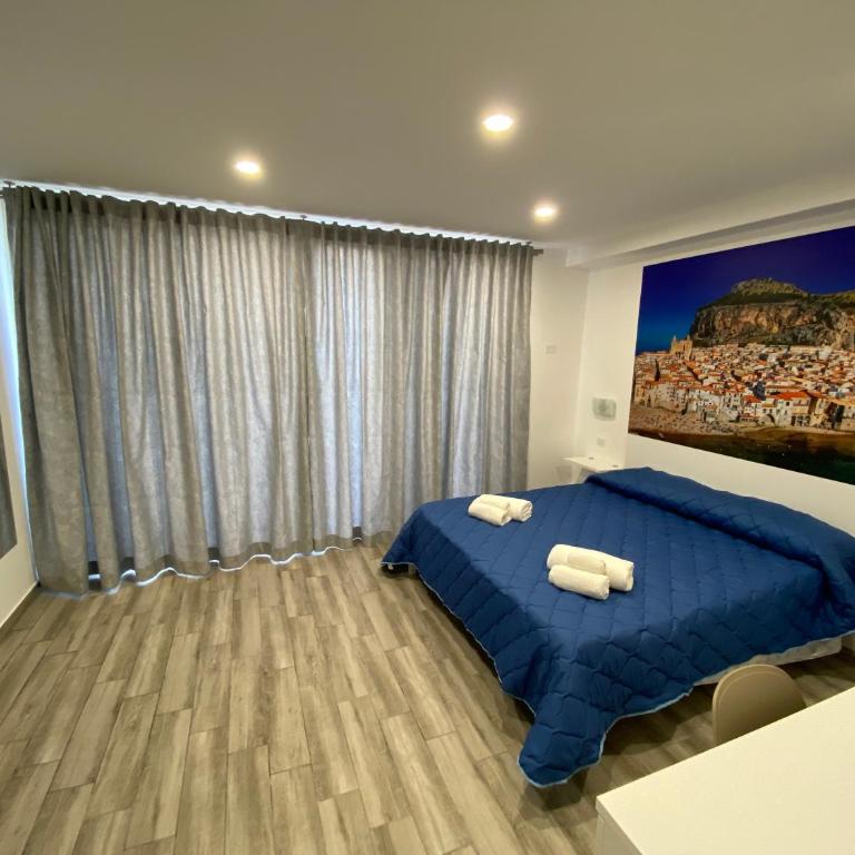 IN CENTRO ROOMS Vicino Cefalù SELF-CHEK-IN - Triple Room with Private Bathroom - 8
