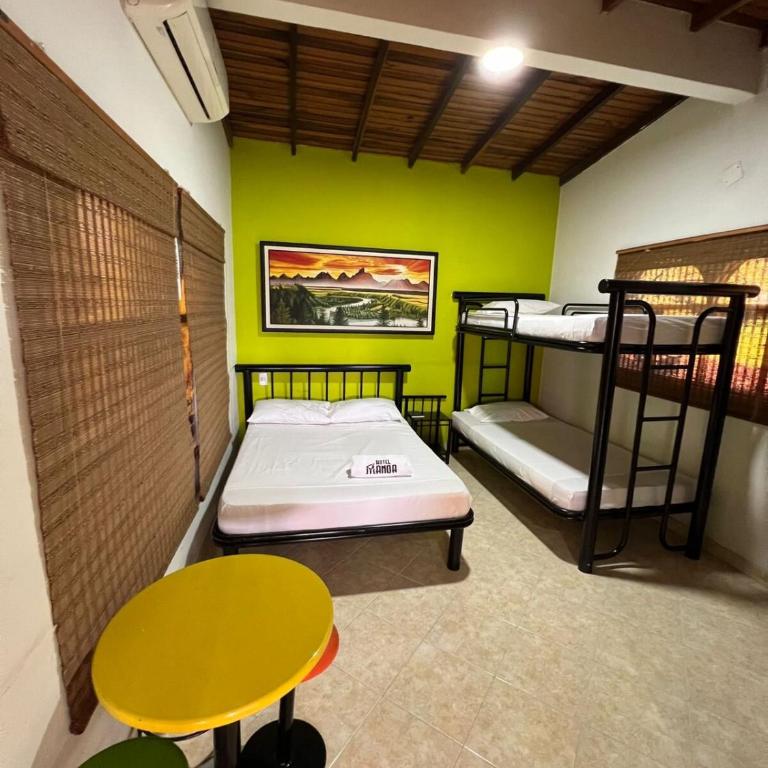 Hotel Manoa - Habitación Cuádruple Superior - 1