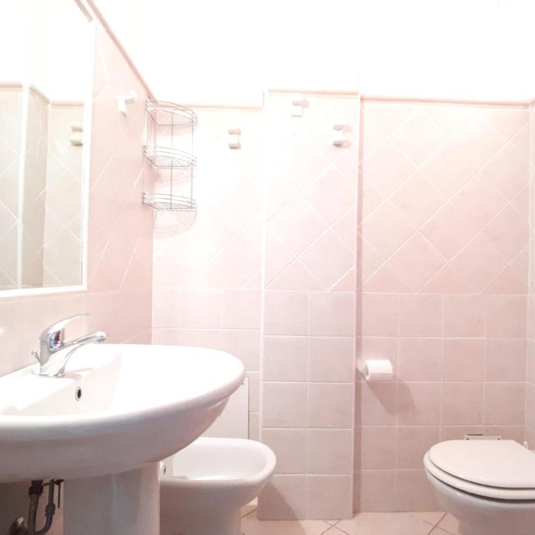 Santa Teresa Sea View apartment - Private Parking & WiFi - Two-Bedroom Apartment - 8