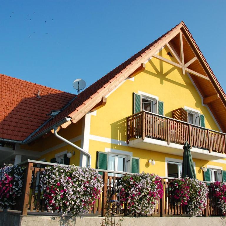 Ferienwohnung Weingut Birnstingl - Appartamento con Terrazza - 18