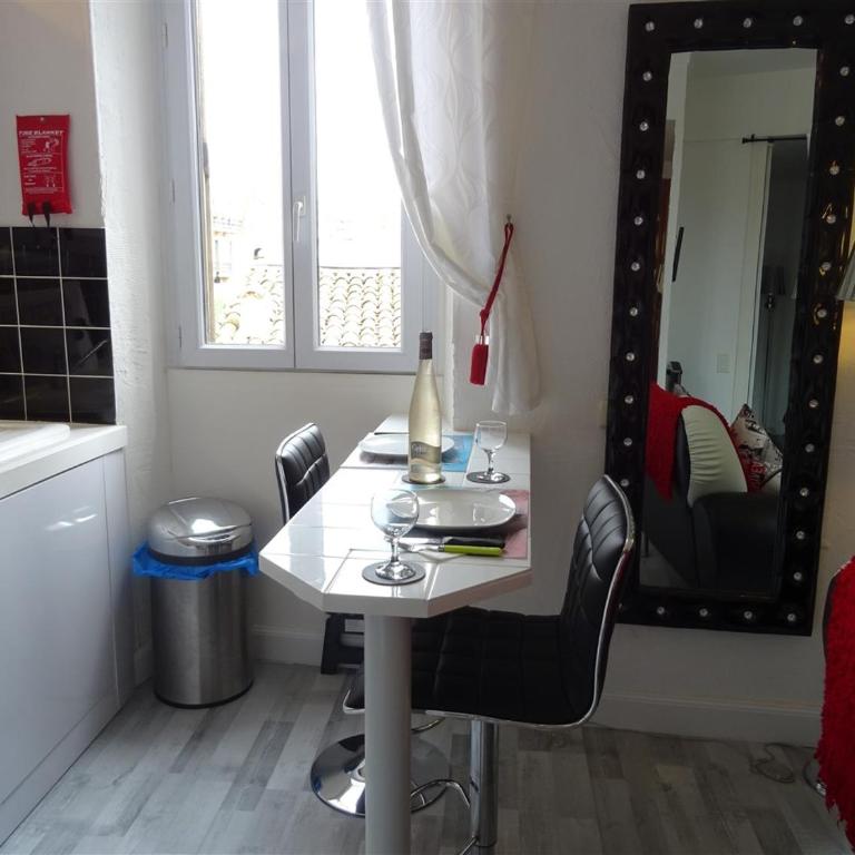 Apartment Rue St Antoine - Appartement 1 Chambre - 9