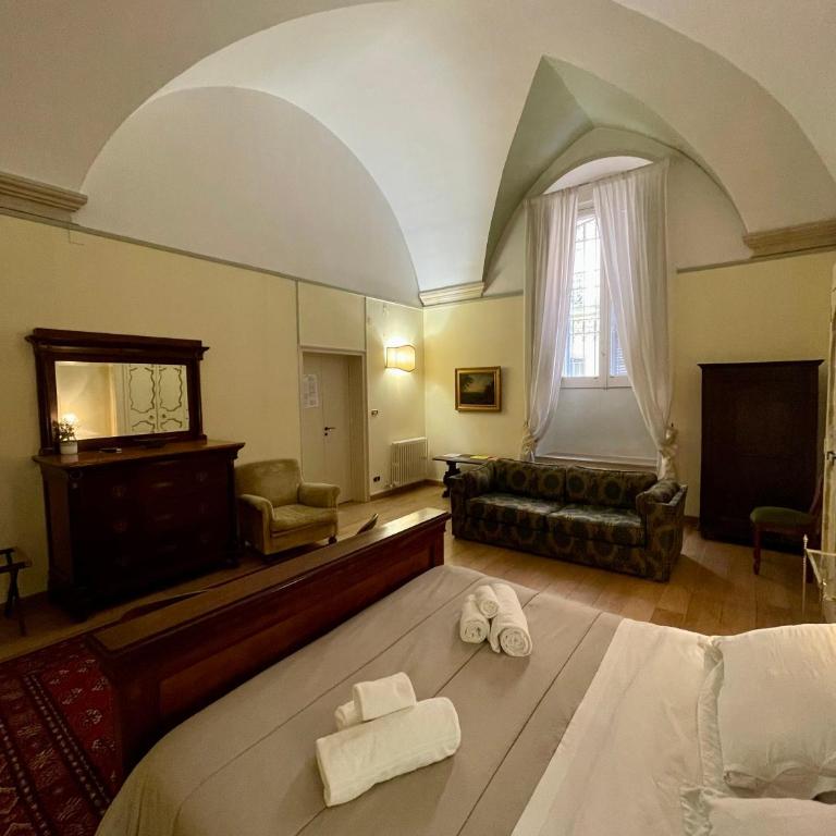 4 Balconi rooms- Dimora Arditi B&B - Camera Quadrupla Classic - 6