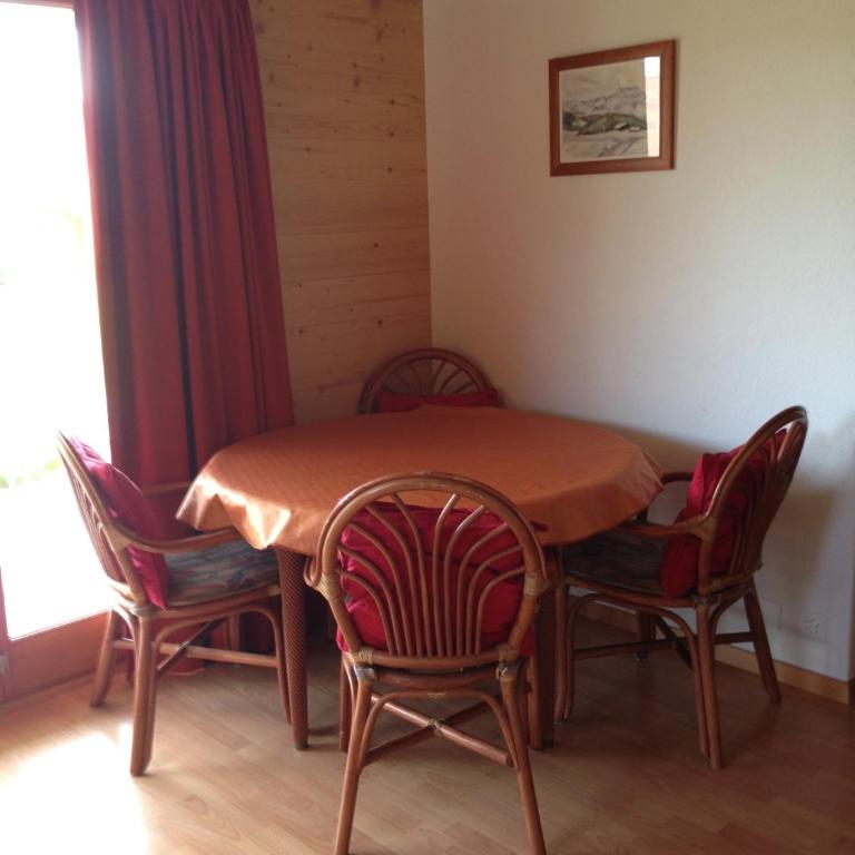 Chalet Lucille - Apartment mit Blick auf die Berge - 10