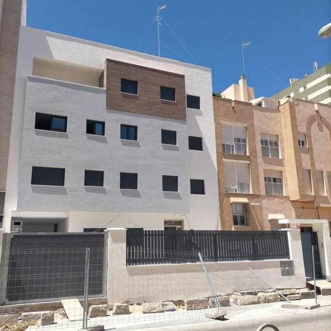 Acogedor apartamento en la playa de Cádiz - Apartamento de 2 dormitorios - 3