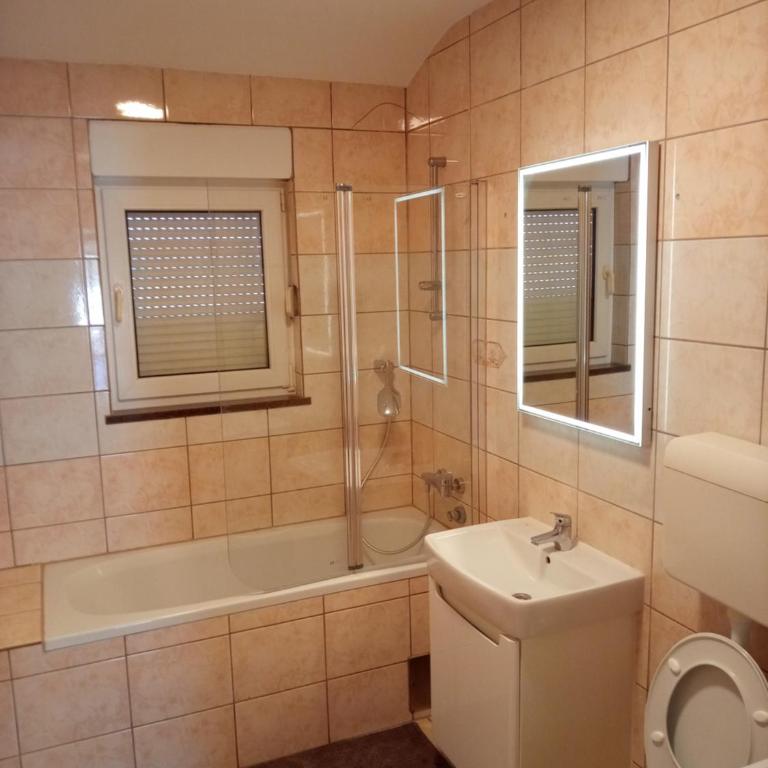 Apartment Faraon free private parking - Two-Bedroom Apartment - 22