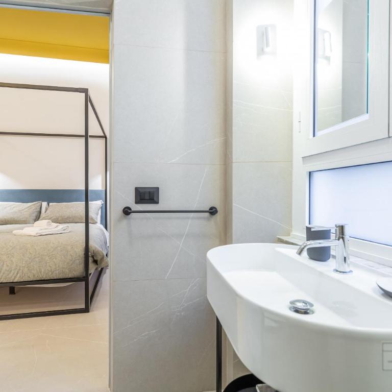 Monti Exclusive 3 BR Apartment - Appartamento Deluxe con 3 Camere da Letto - 39
