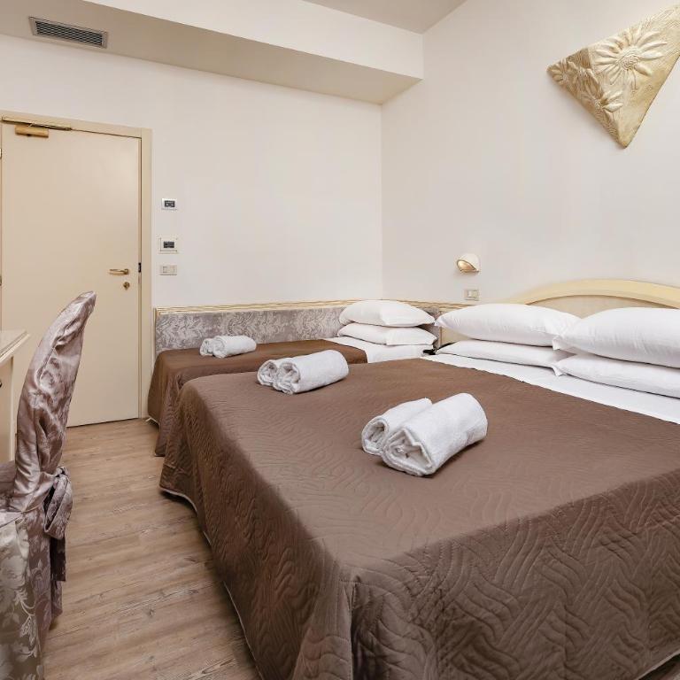 Ariminum Hotel - Camera Familiare Quintupla Standard - 1