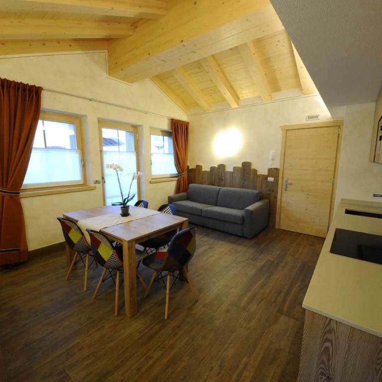 Alpen Flower by Livigno Accomodation - Appartamento con 2 Camere da Letto - 1