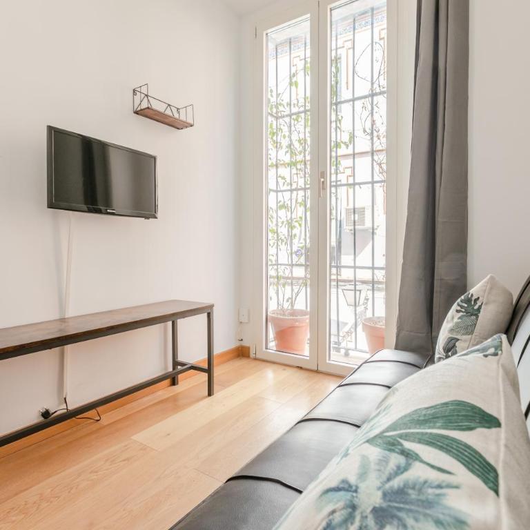 Alameda Corner - Deluxe Double Room - 4